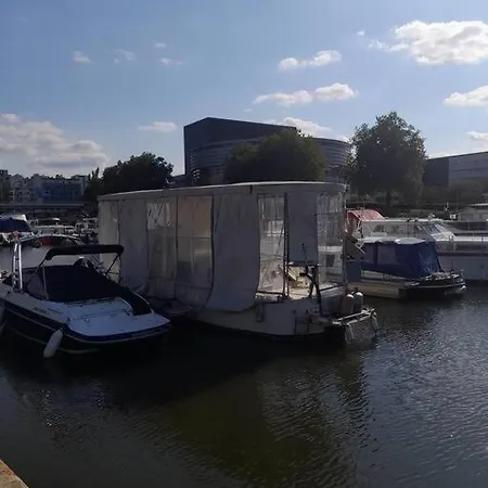 Bateau Penichette Atypique Πλωτό κατάλυμα